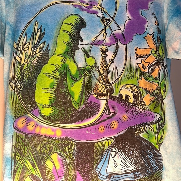 Vintage Liquid Blue Alice in Wonderland T Shirt in Size S - Picture 5 of 5